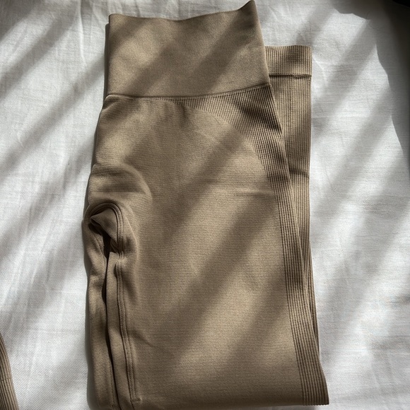 Set active matching set - Picture 4 of 4